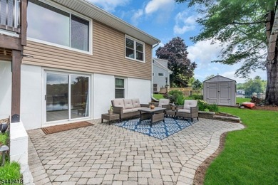 Welcome to affordable lakefront living on beautiful Lake Shawnee - photo 27