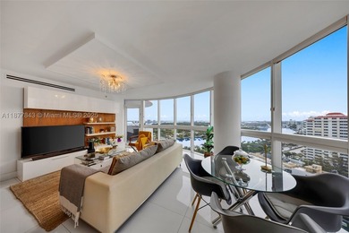 EXPERIENCE THE EPITOME OF OCEANFRONT LIVING WITH UNPARALLELED - photo 3