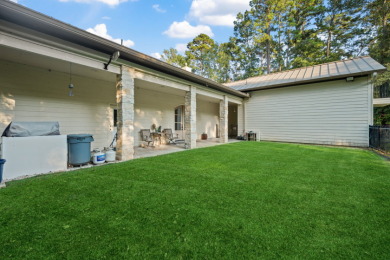 Stunning Lake Home in a Gate Community - photo 24
