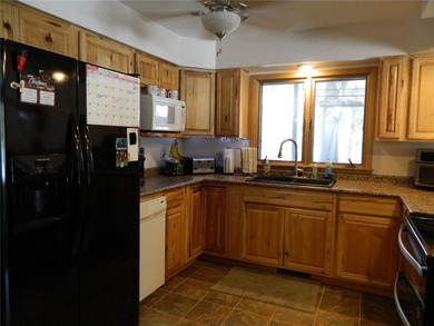 Lake Wissota/Chippewa Falls - This beautiful 3 bedroom, 2 bath - photo 14