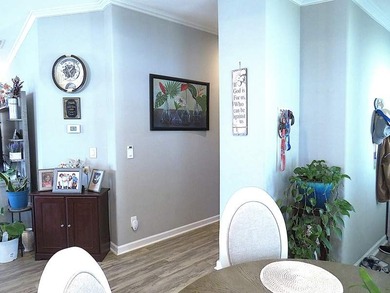 This beautifully maintained 1,248 square foot manufactured home - photo 17