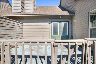 Just recently updated with new paint, doors, ceiling fans - photo 22