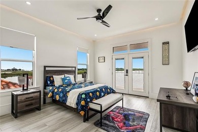 Experience true waterfront luxury in Lakeshore Estates with this - photo 25