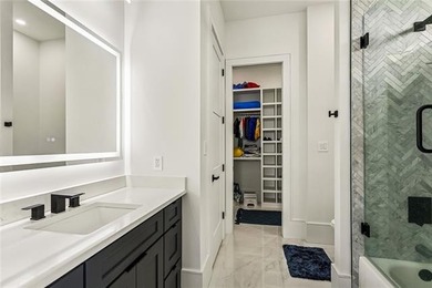 Experience true waterfront luxury in Lakeshore Estates with this - photo 28