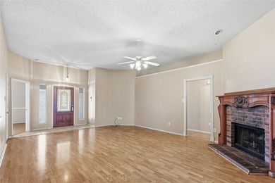 Great Location in popular Rockwall, with good drive up appeal - photo 3