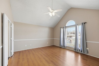 Great Location in popular Rockwall, with good drive up appeal - photo 9