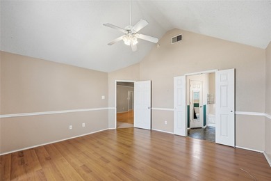 Great Location in popular Rockwall, with good drive up appeal - photo 10