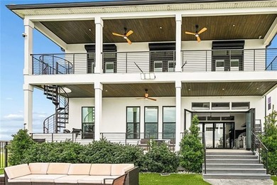 Experience true waterfront luxury in Lakeshore Estates with this - photo 42