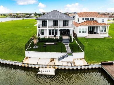 Experience true waterfront luxury in Lakeshore Estates with this - photo 51