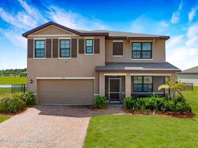 THIS ONE IS A MUST SEE!!! Welcome To This Beautiful 5 Bedroom/3 - photo 3