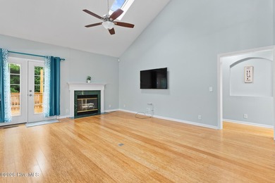 Centrally located 3Bdr/2.5 bath Traditional in Monkey Junctions - photo 29