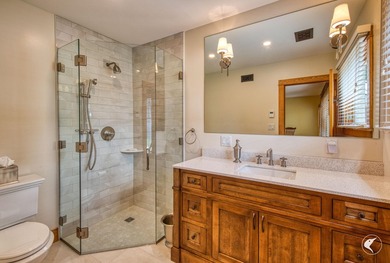 Set on one of Mirror Lake's most desirable shorelines, Bear's - photo 32