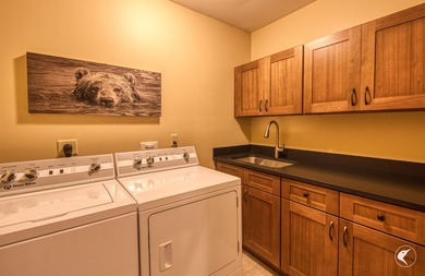 Set on one of Mirror Lake's most desirable shorelines, Bear's - photo 37