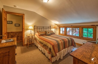 Set on one of Mirror Lake's most desirable shorelines, Bear's - photo 40