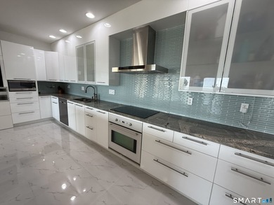 Rare elevated estate in coveted Woodmont Borough, Milford - - photo 7
