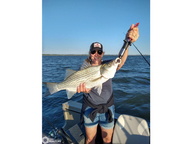 This exceptional Southern Iowa hunting, fishing and outdoor - photo 60