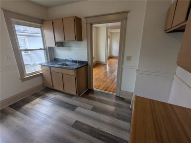 Well-maintained up-and-down duplex located in Rochester's - photo 7