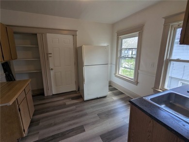 Well-maintained up-and-down duplex located in Rochester's - photo 8