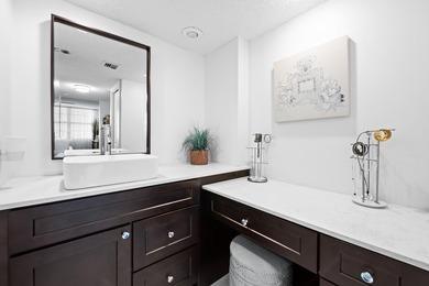 Stunning completely renovated spacious 3/2.5 *F* Model unit in - photo 11