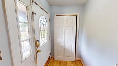 SHORT SALE OPPORTUNITY! Move-in ready and packed with value - photo 11