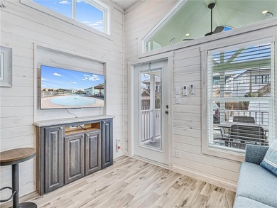 Experience cozy luxury at an affordable price in this - photo 12