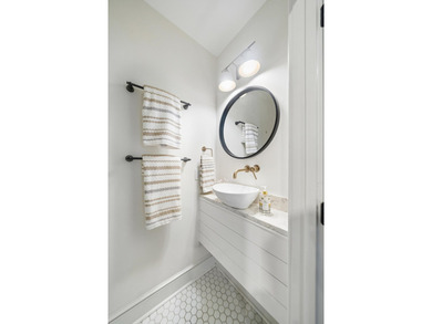 Welcome to 1 Ducs Court, a fabulous opportunity to live in - photo 13