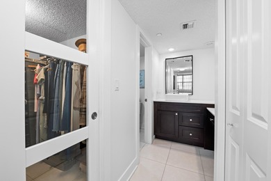 Stunning completely renovated spacious 3/2.5 *F* Model unit in - photo 14