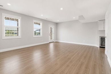 Welcome to lake living at its finest in Allen*s Landing! This - photo 24