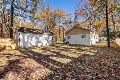 Sellers have purchased a 1 year home warranty! Beautifully - photo 25