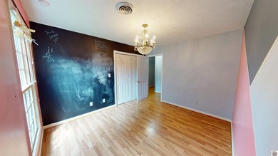 SHORT SALE OPPORTUNITY! Move-in ready and packed with value - photo 29
