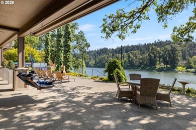 Extraordinary gated Willamette River estate on 1.56 private - photo 37
