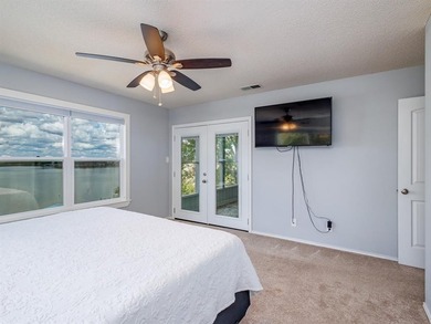 Your Lake House Awaits! This stunning, fully-furnished - photo 10