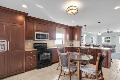Exceptional canal-front opportunity with proven income potential - photo 52
