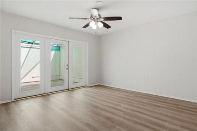 Say hello to your gorgeous new home! This stunningly updated - photo 8