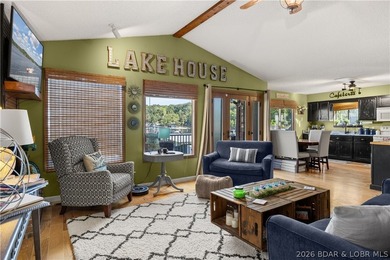 Experience lakefront perfection in this charming 3-bed, 3-bath - photo 14