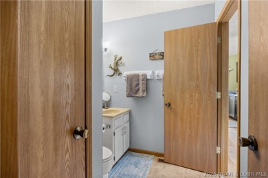 Experience lakefront perfection in this charming 3-bed, 3-bath - photo 18
