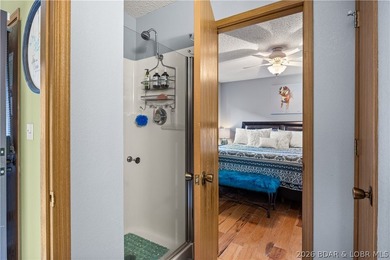 Experience lakefront perfection in this charming 3-bed, 3-bath - photo 20