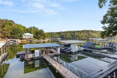 Experience lakefront perfection in this charming 3-bed, 3-bath - photo 31