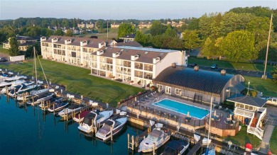 Lake Charlevoix Condo For Sale in Charlevoix Michigan