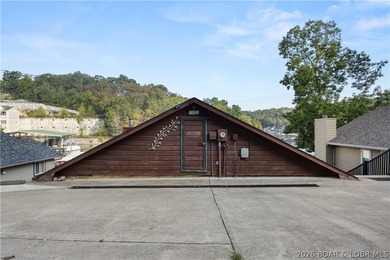 Experience lakefront perfection in this charming 3-bed, 3-bath - photo 42