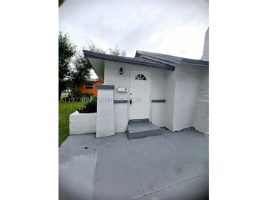 Gorgeous and cozy duplex for sale in a Miami desired area - photo 8