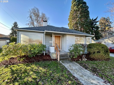 Columbia River - Wasco County Home For Sale in Thedalles Oregon