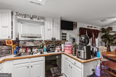 Welcome home to comfort, character, and space to truly live! - photo 13