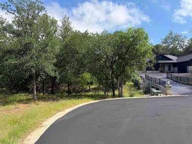 Wonderful golf course lot with 80 feet of frontage and a - photo 3