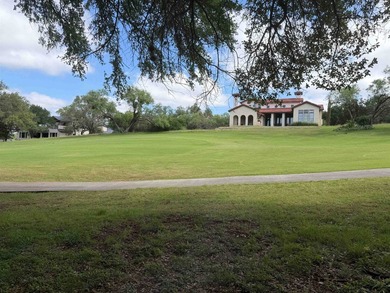 Wonderful golf course lot with 80 feet of frontage and a - photo 7