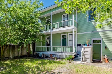 Experience the timeless beauty of Savannah from this cozy and - photo 36