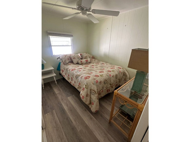 Charming vintage 2-bedroom, 1-bath mobile home located on an - photo 8