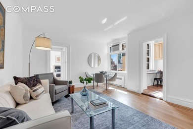 Move right into this classic one-bedroom, one-bath residence in - photo 1