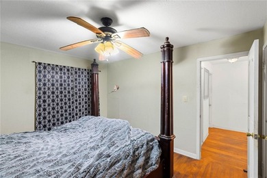 2-bedroom, 1-bath home offering 868 square feet of living space - photo 6