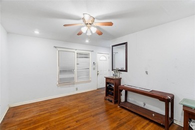 2-bedroom, 1-bath home offering 868 square feet of living space - photo 8